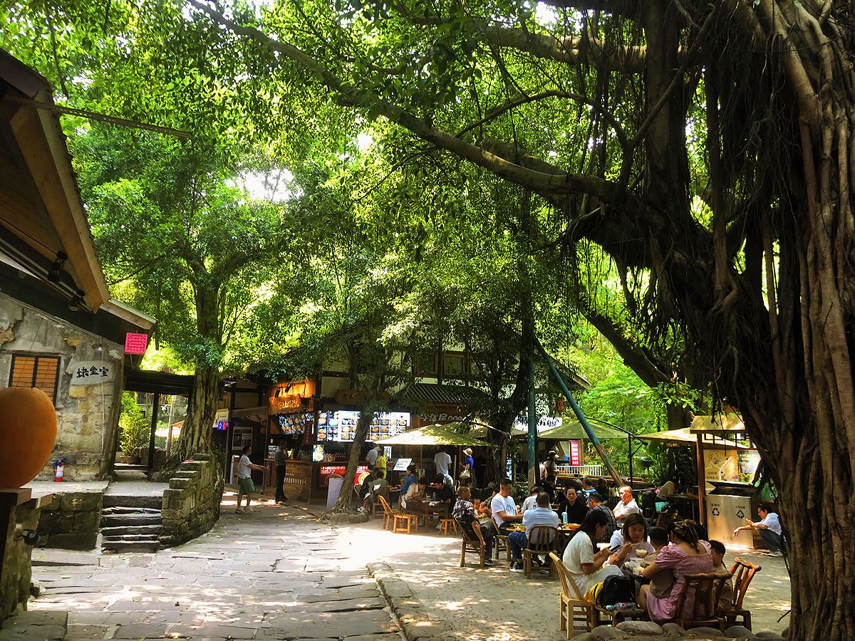 金刚碑半日闲逛